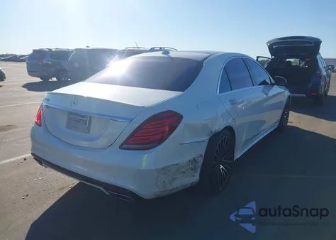 2015 Mercedes-Benz S 550 z USA, uszkodzony, nr VIN WDDUG8CB2FA098336